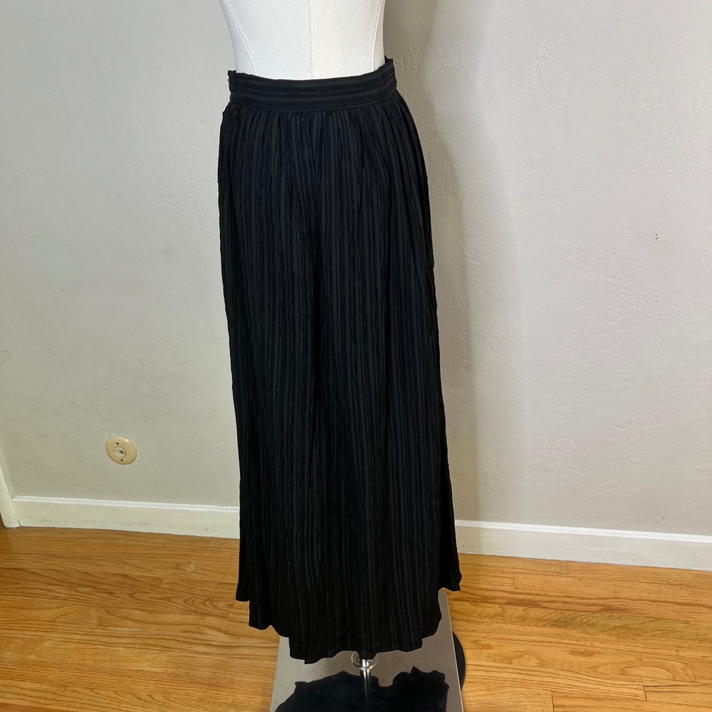 Lulus Skirt Maxi Pleated Size Small Black Plisse Textured High Waist Slit NEW - Picture 5 of 9